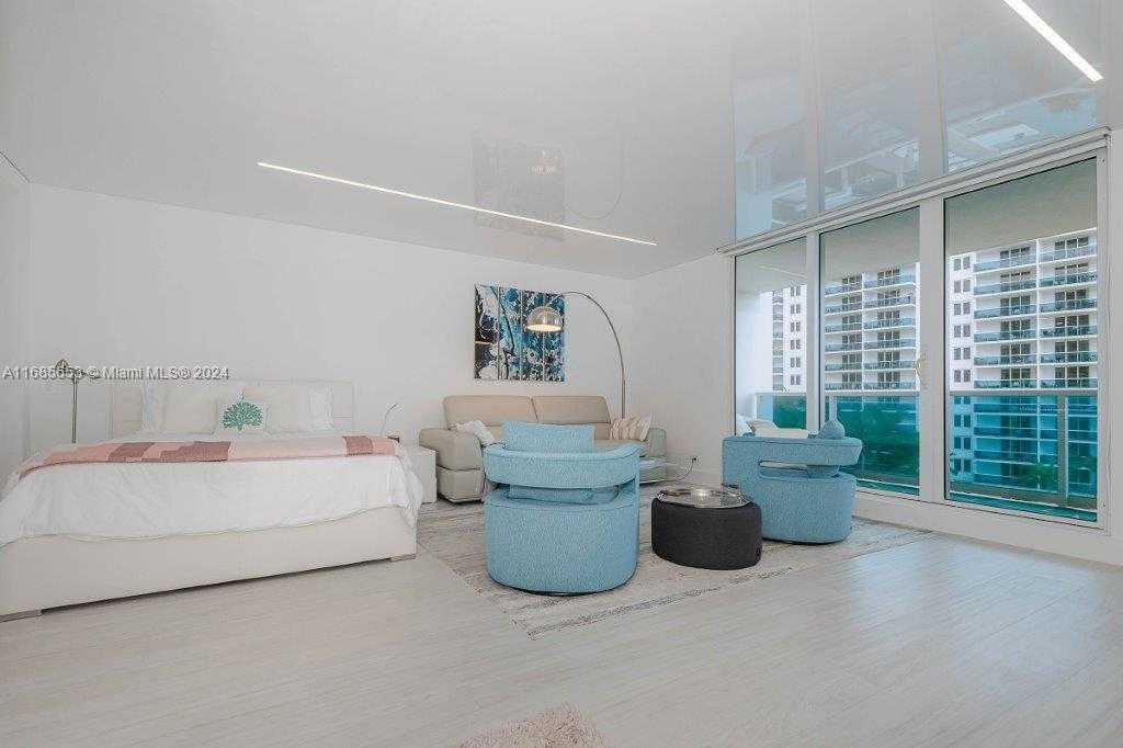 Small Image of 2301 COLLINS AVE #811, Miami Beach Number 12