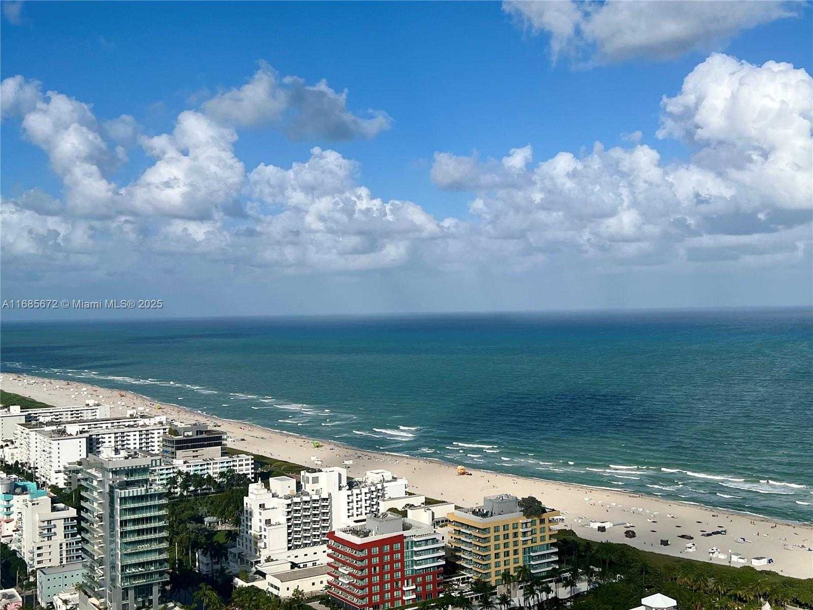 Small Image of 300 SOUTH POINTE DR #3601, Miami Beach Number 3