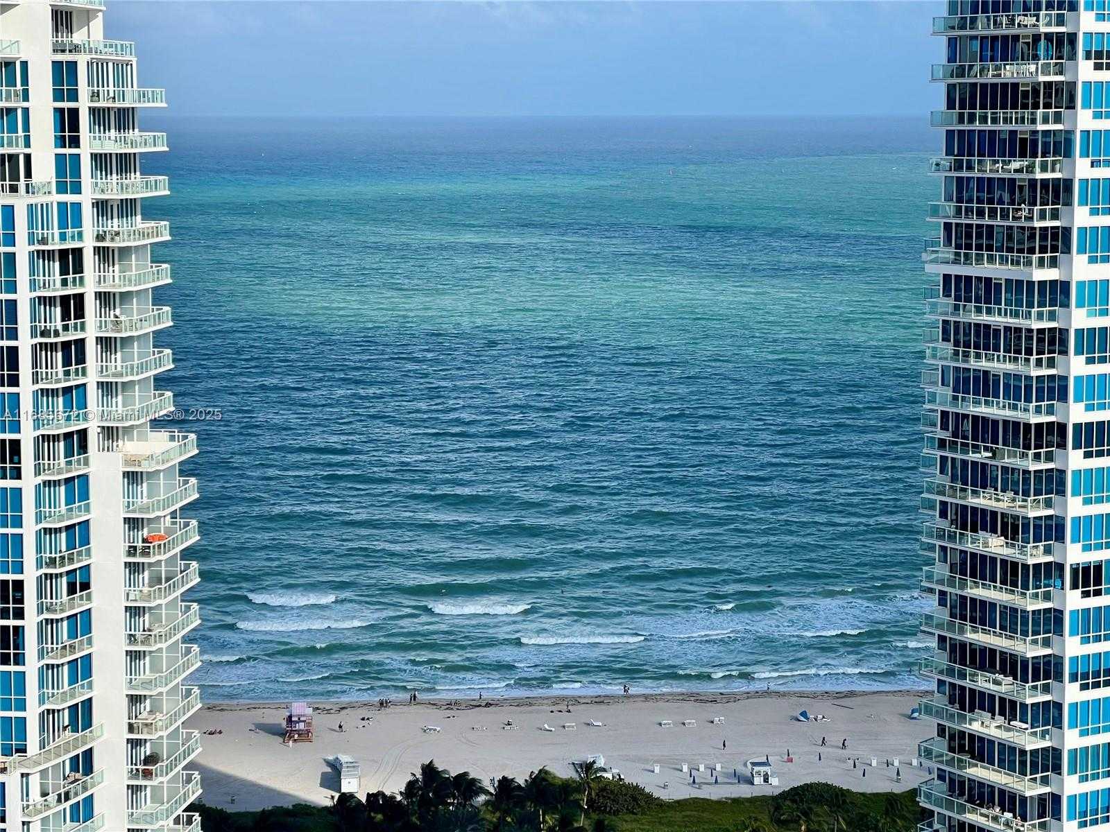 Small Image of 300 SOUTH POINTE DR #3601, Miami Beach Number 5
