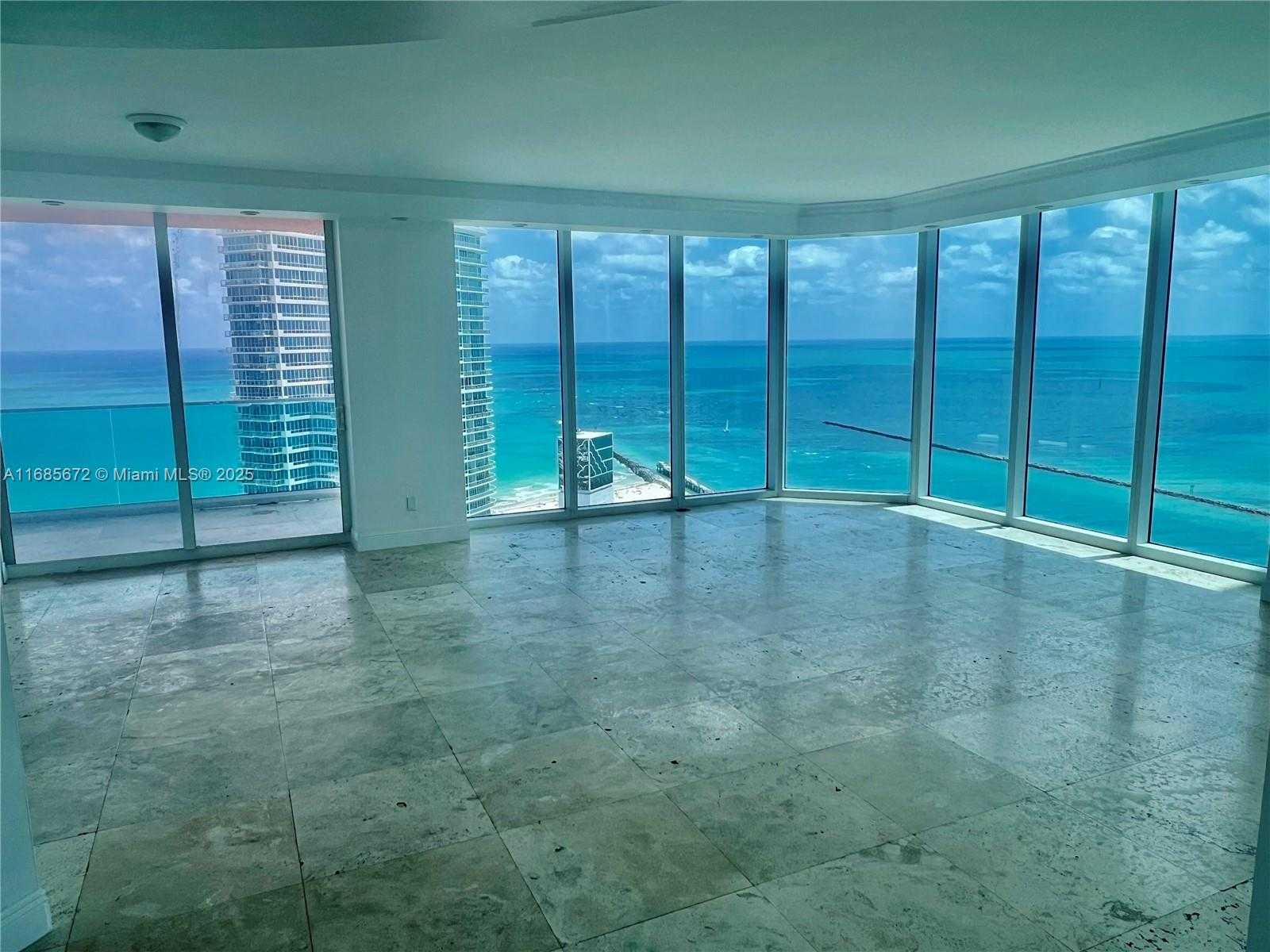 Small Image of 300 SOUTH POINTE DR #3601, Miami Beach Number 8
