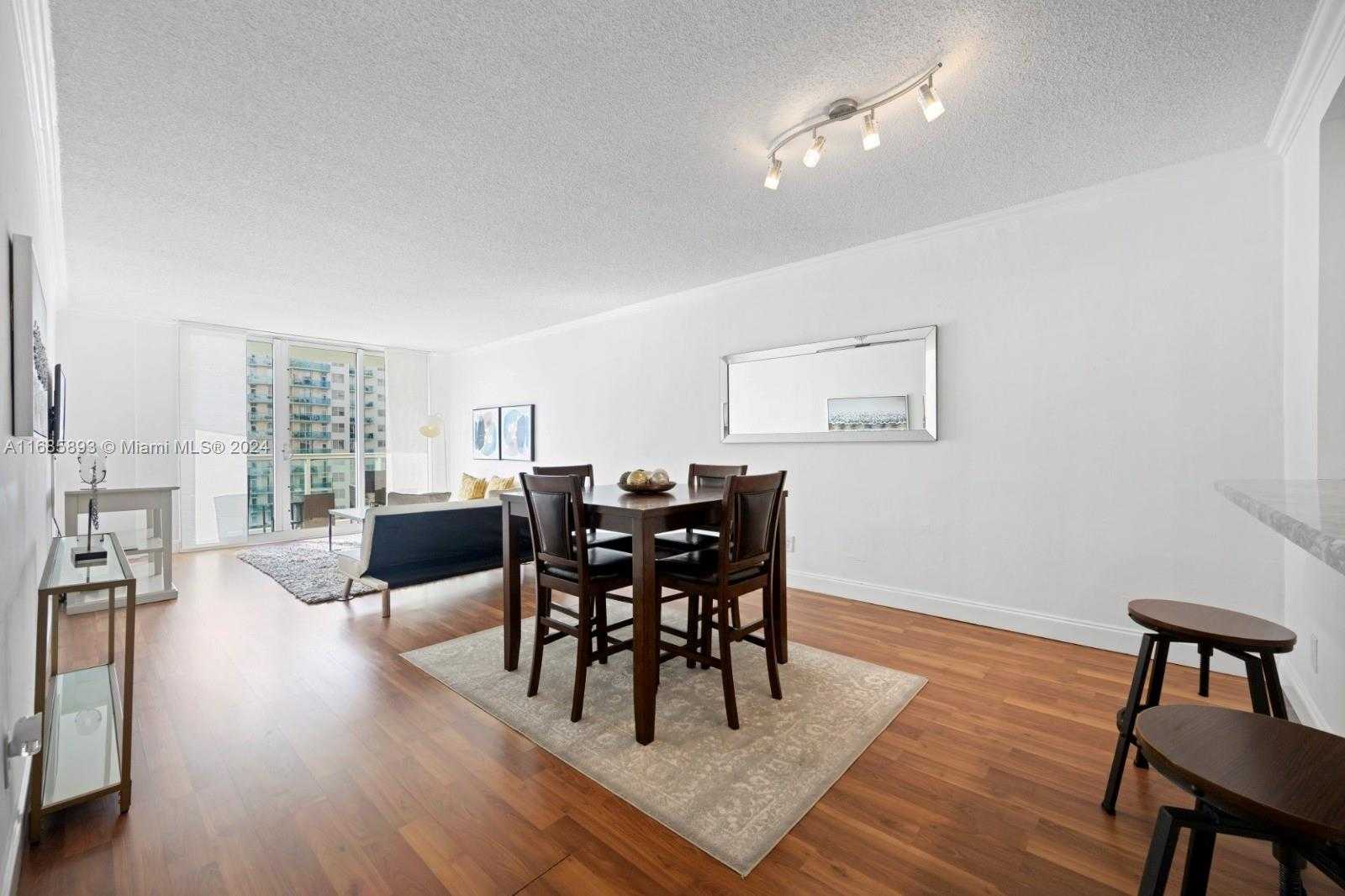 Small Image of 19380 COLLINS AVE #609, Sunny Isles Beach Number 4