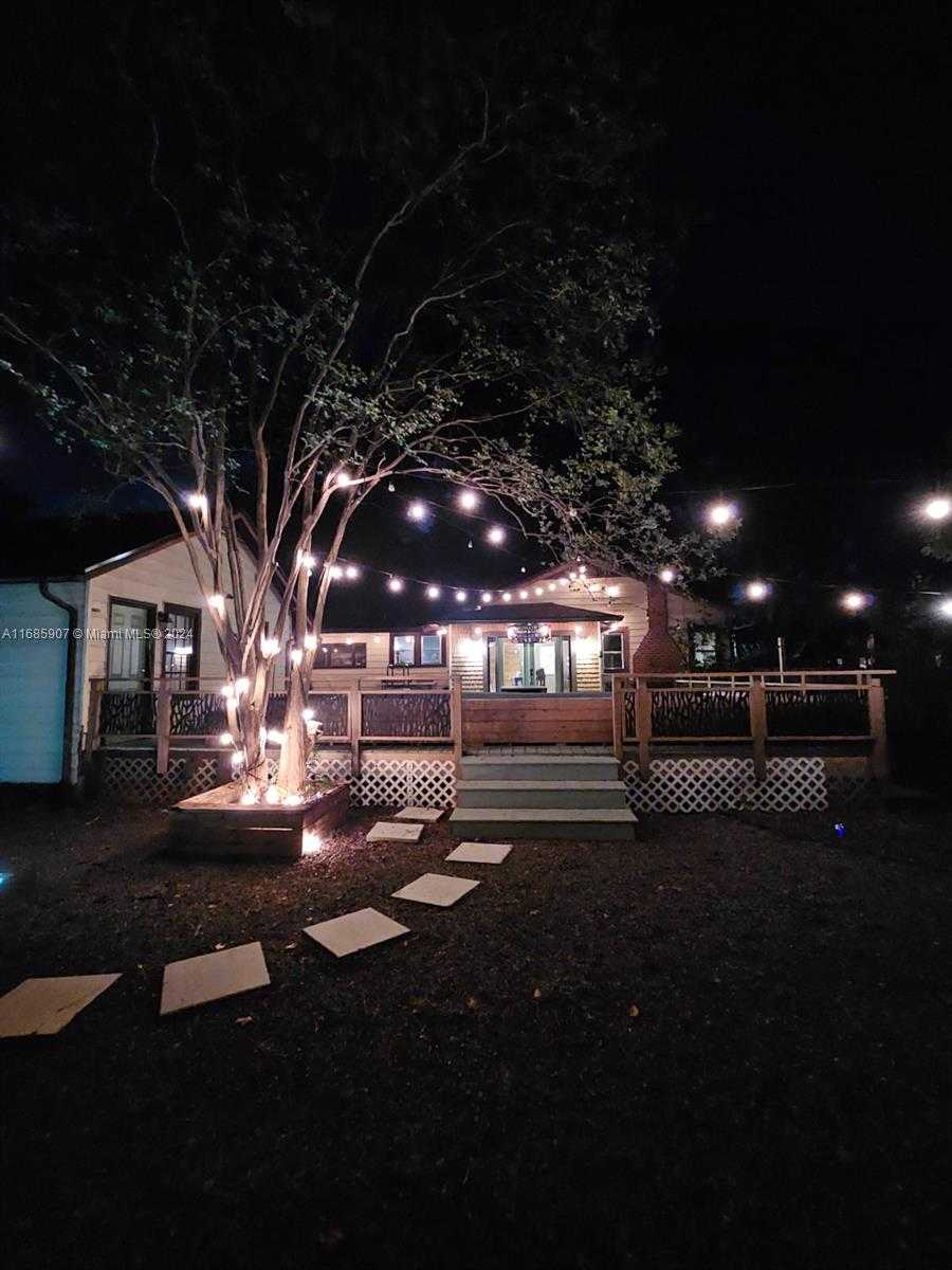 Small Image of 3203 COLLEGE ST #2, Jacksonville Number 16