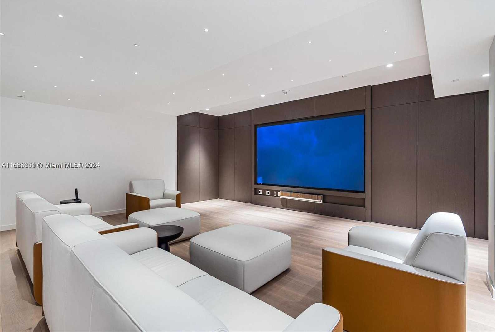Small Image of 300 BISCAYNE BLVD #2605, Miami Number 5