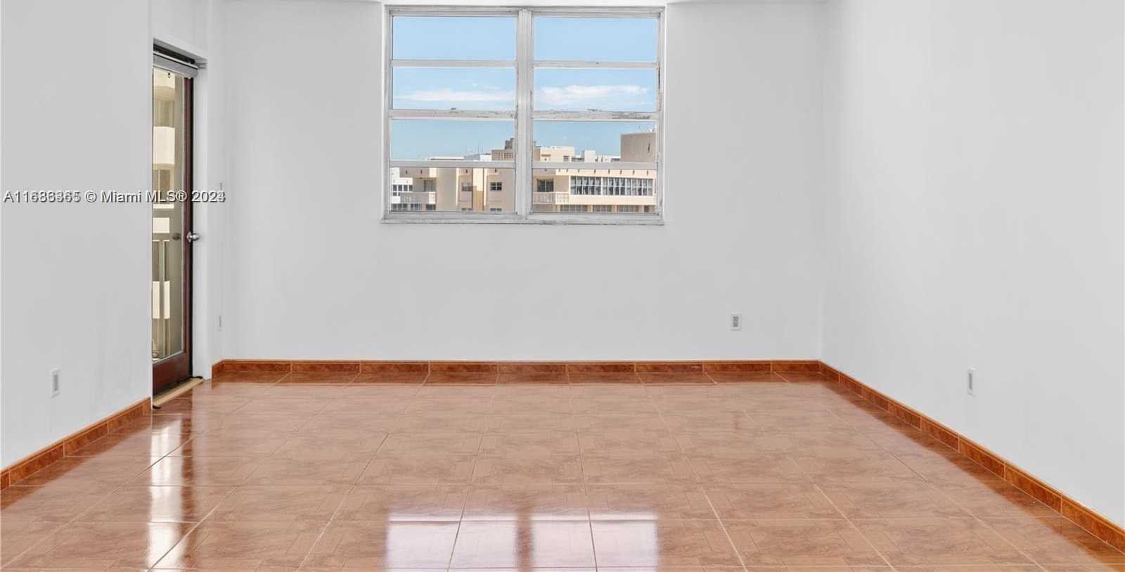 Small Image of 1849 S Ocean Dr, Hallandale Beach, FL 33009, USA Number 5