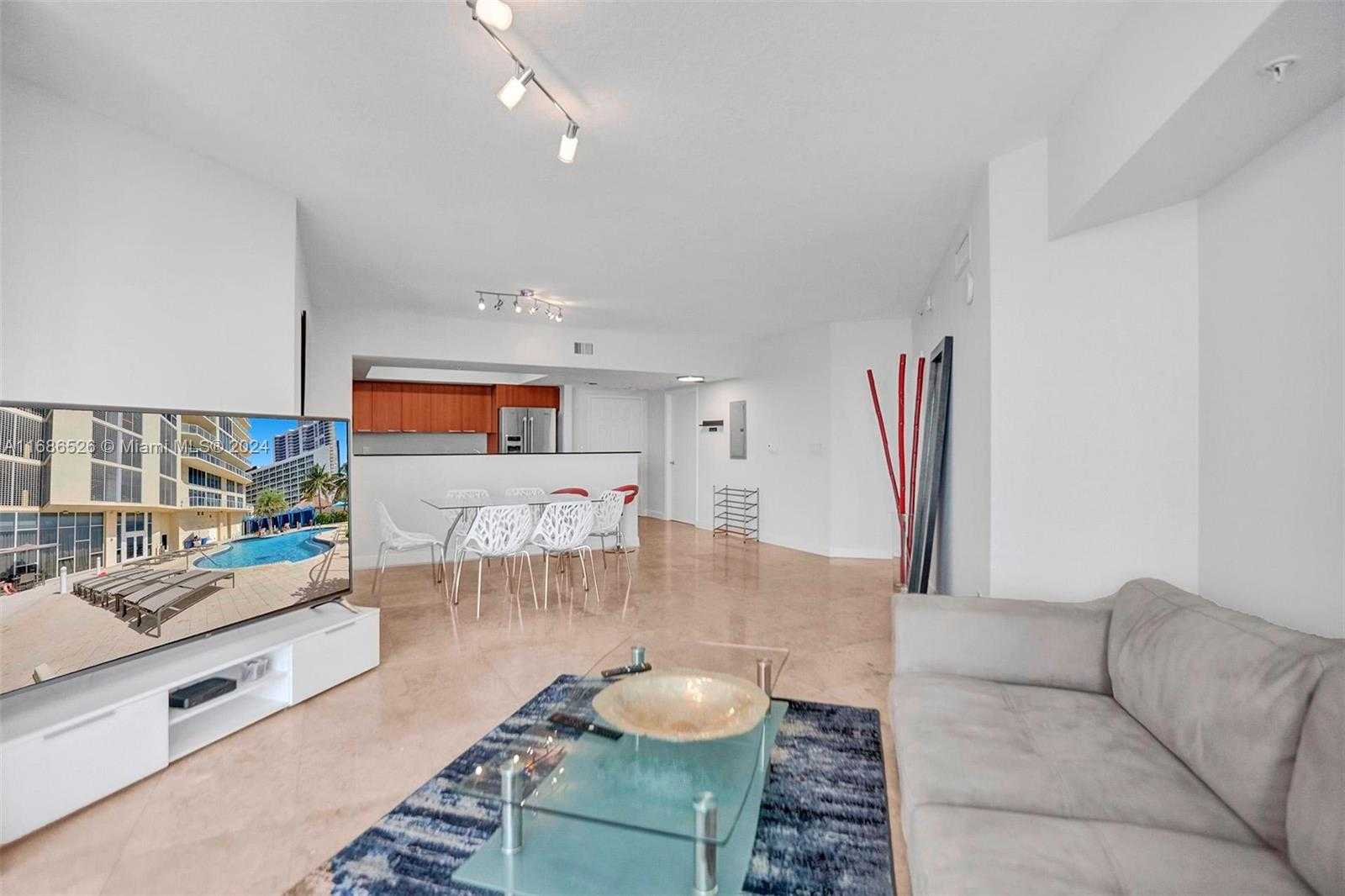 Small Image of 16699 COLLINS AV #3105, Sunny Isles Beach Number 12