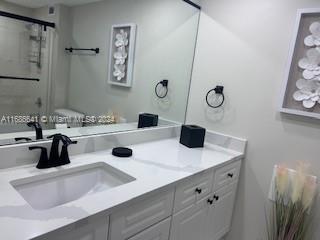 Small Image of 2301 COLLINS AV #1026, Miami Beach Number 22