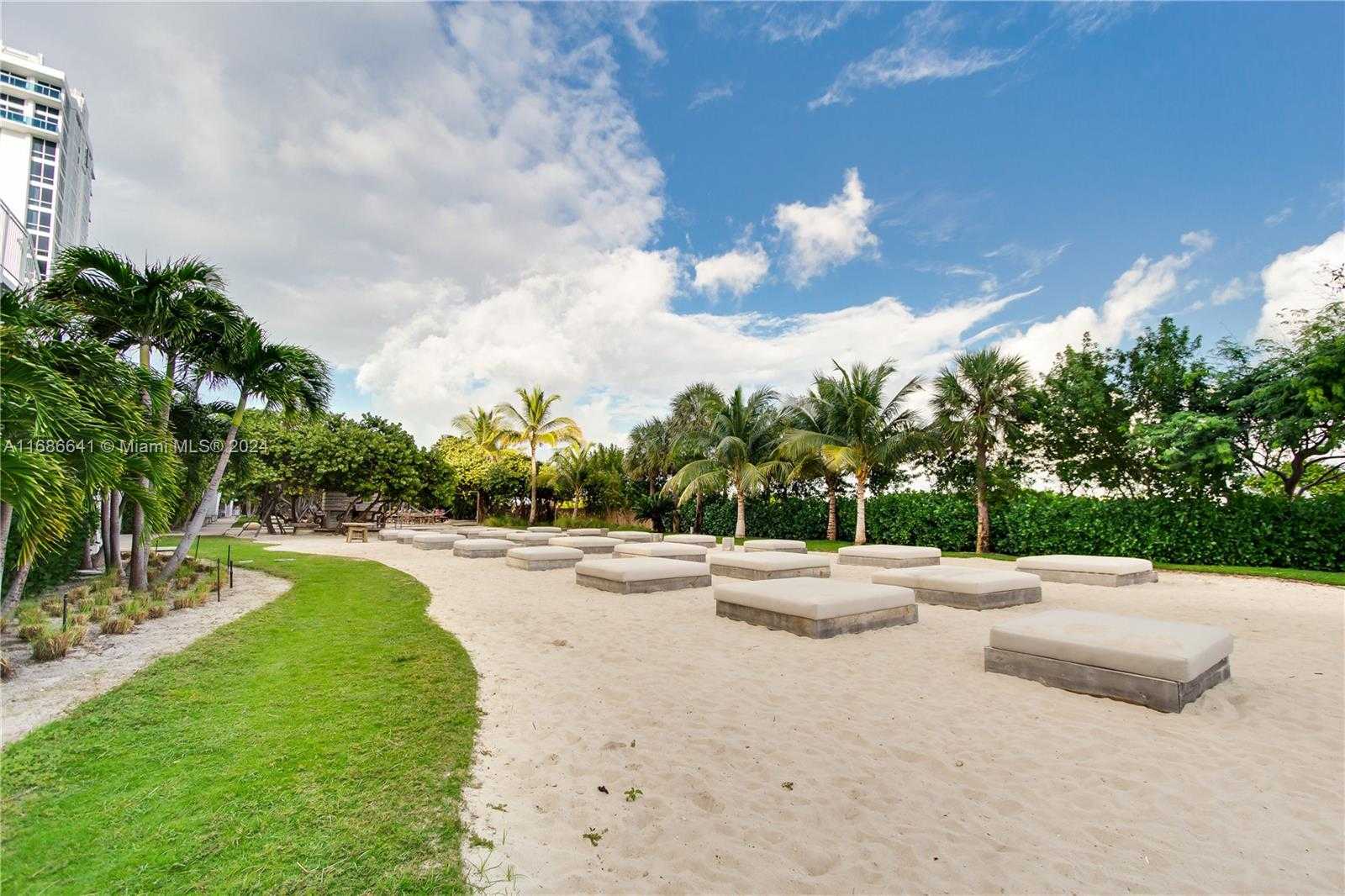 Small Image of 2301 COLLINS AV #1026, Miami Beach Number 30