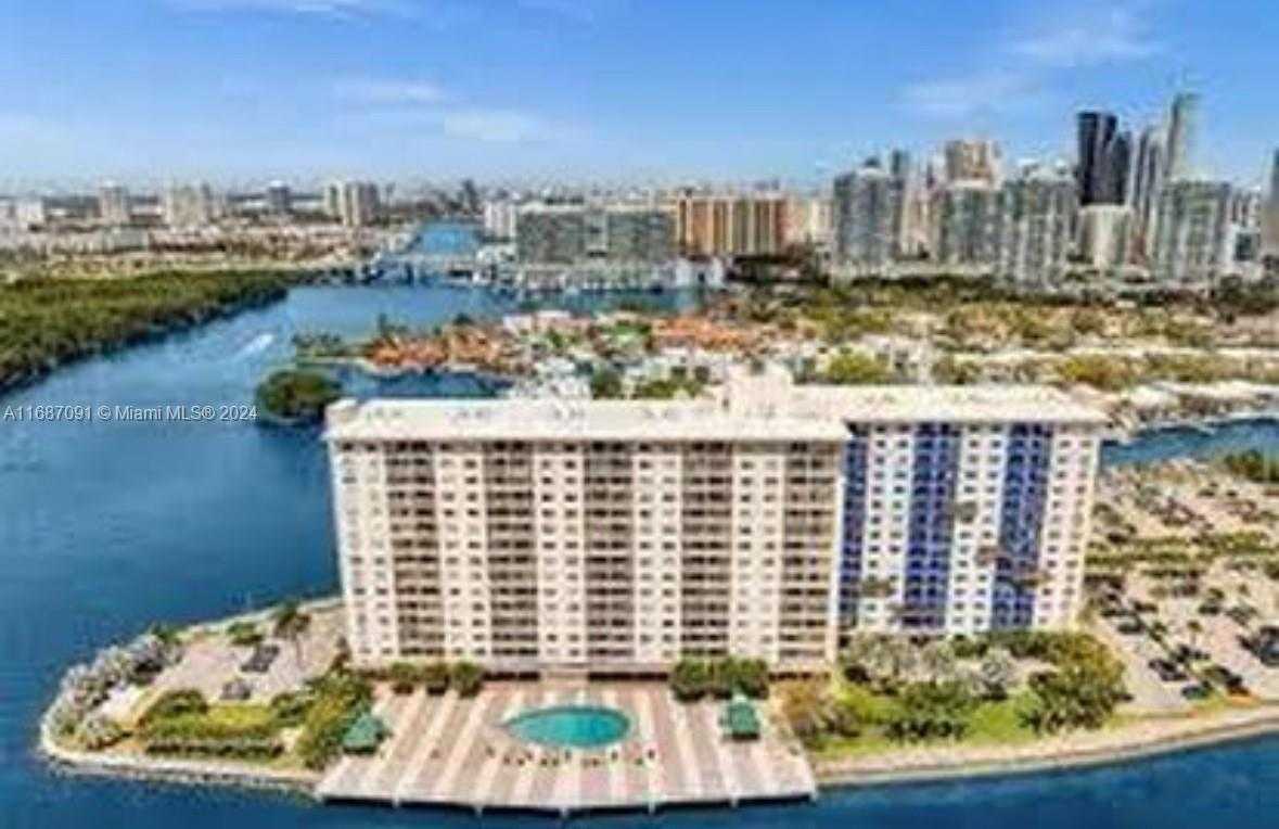 Small Image of 400 KINGS POINT DR #928, Sunny Isles Beach Number 4