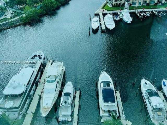 Small Image of 3370 HIDDEN BAY DR #1413, Aventura Number 17