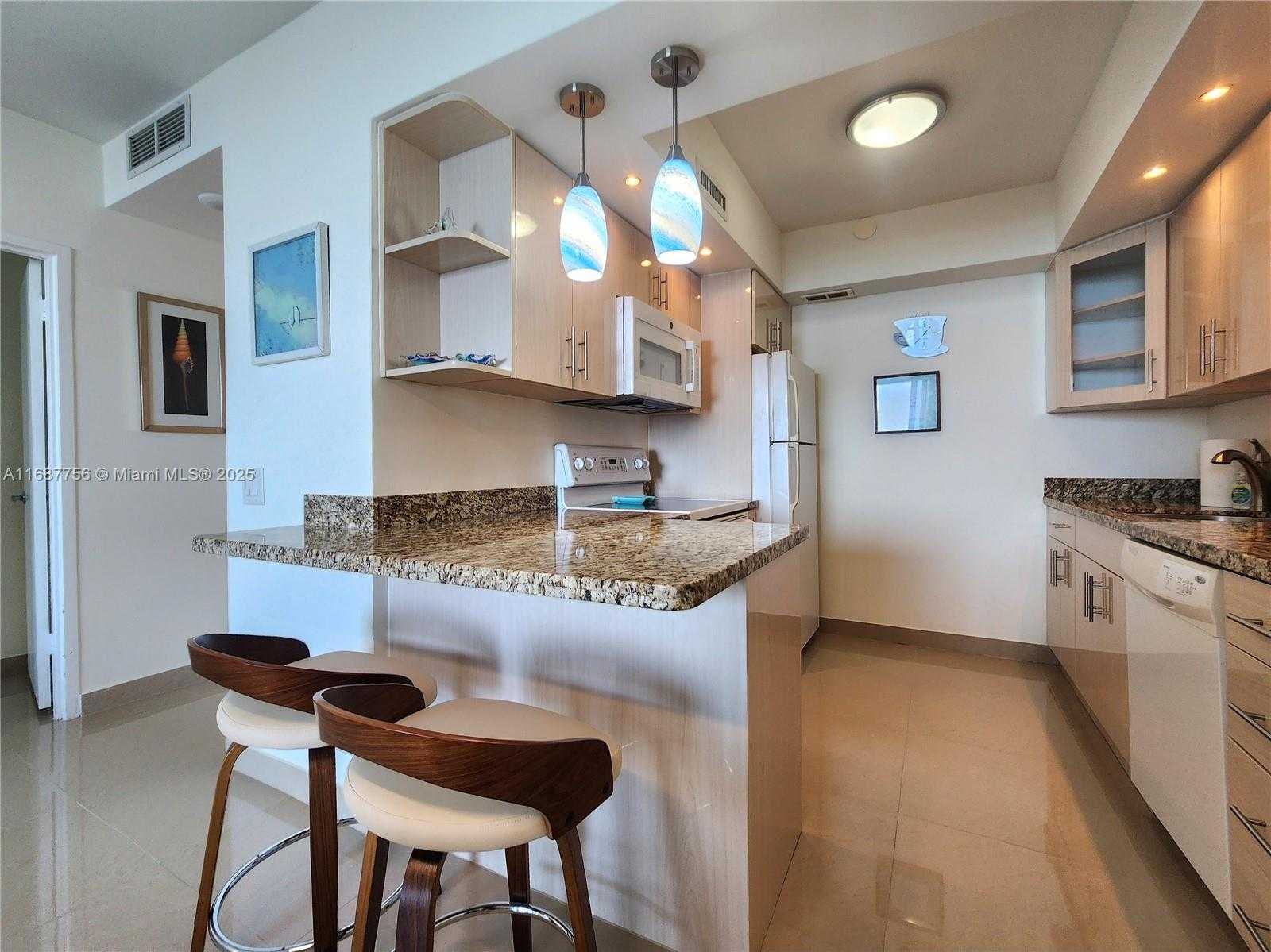 Small Image of 3505 SOUTH OCEAN DR #507, Hollywood Number 6