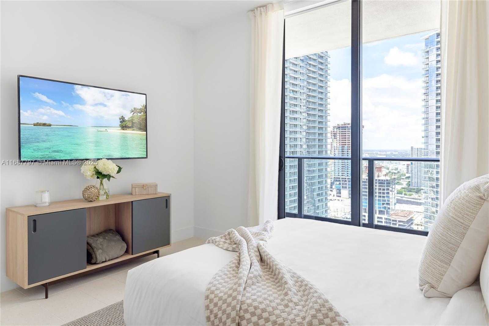 Small Image of 159 NORTH EAST 6TH ST #3002, Miami Number 22