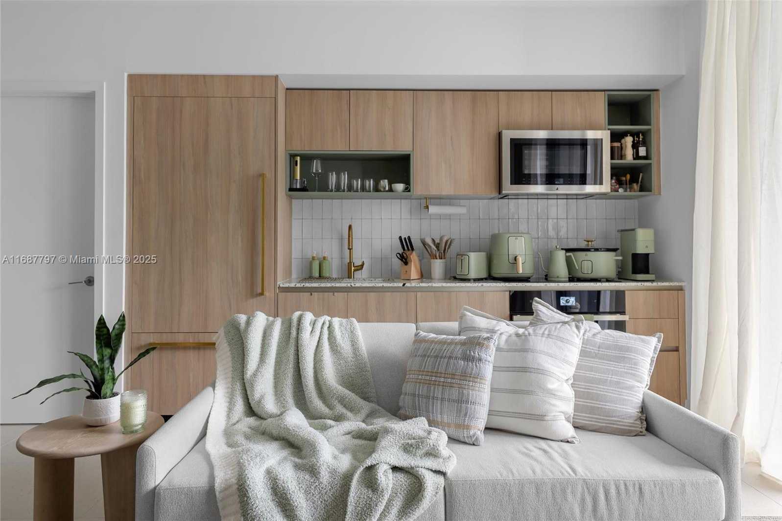 Small Image of 159 NORTH EAST 6TH ST #3002, Miami Number 9