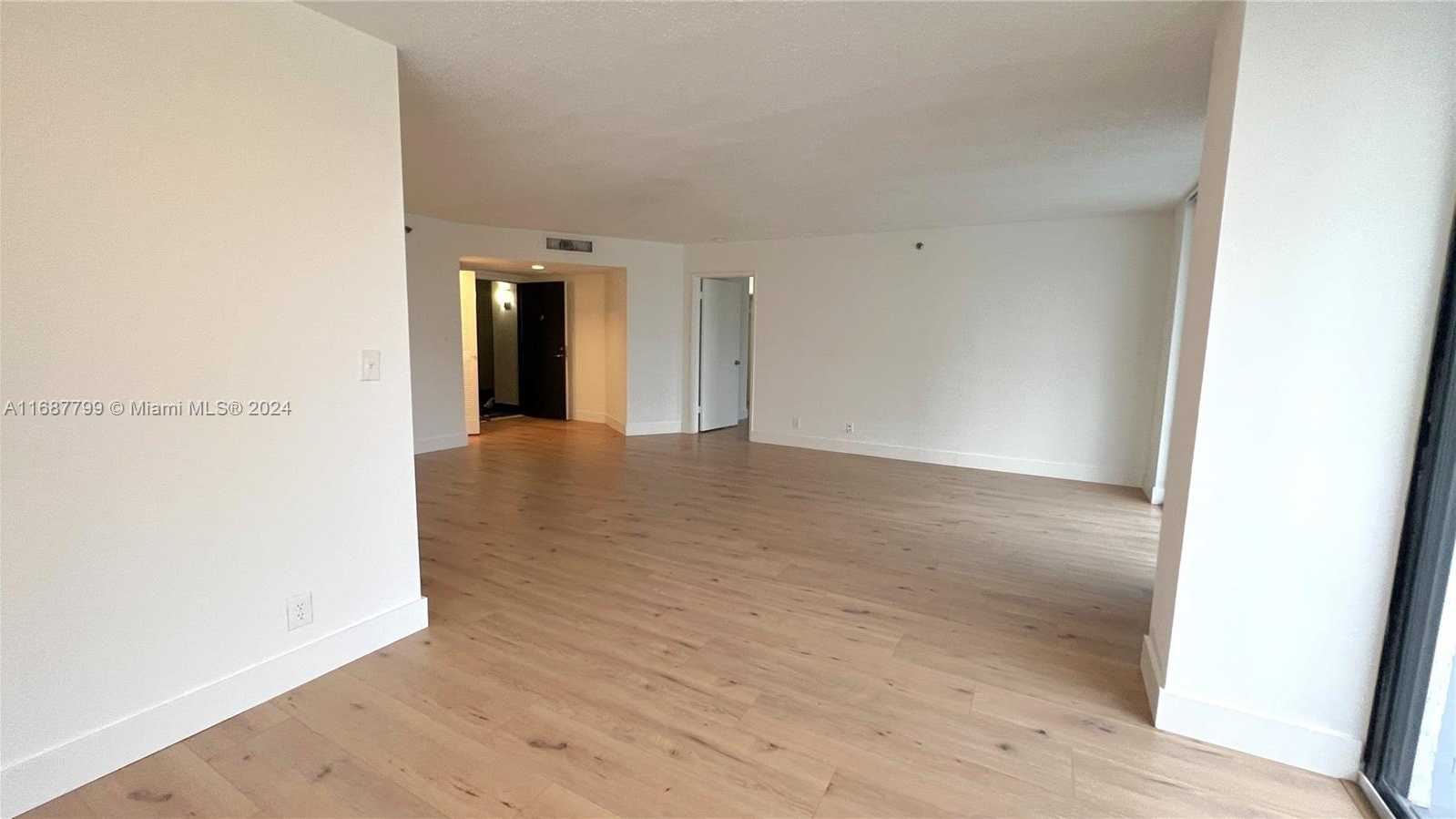 Small Image of 3300 NORTH EAST 192ND ST #418, Aventura Number 2