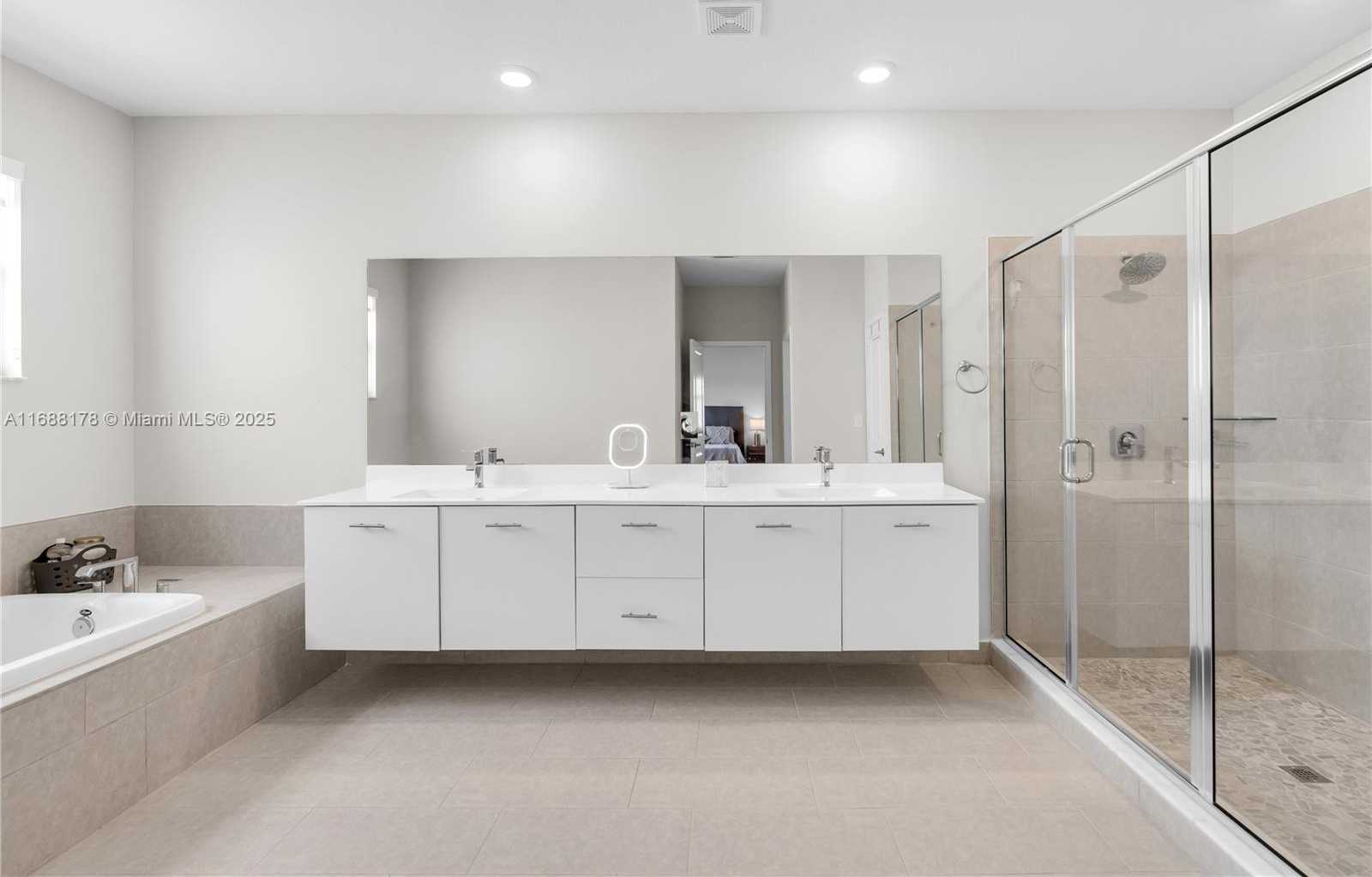 Small Image of 17571 SOUTH WEST 46TH ST, Miramar Number 25