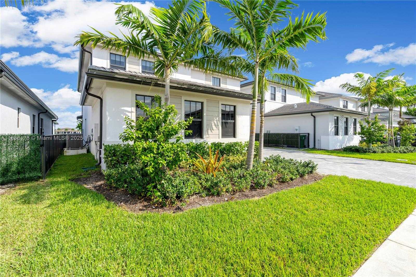Small Image of 17571 SOUTH WEST 46TH ST, Miramar Number 3