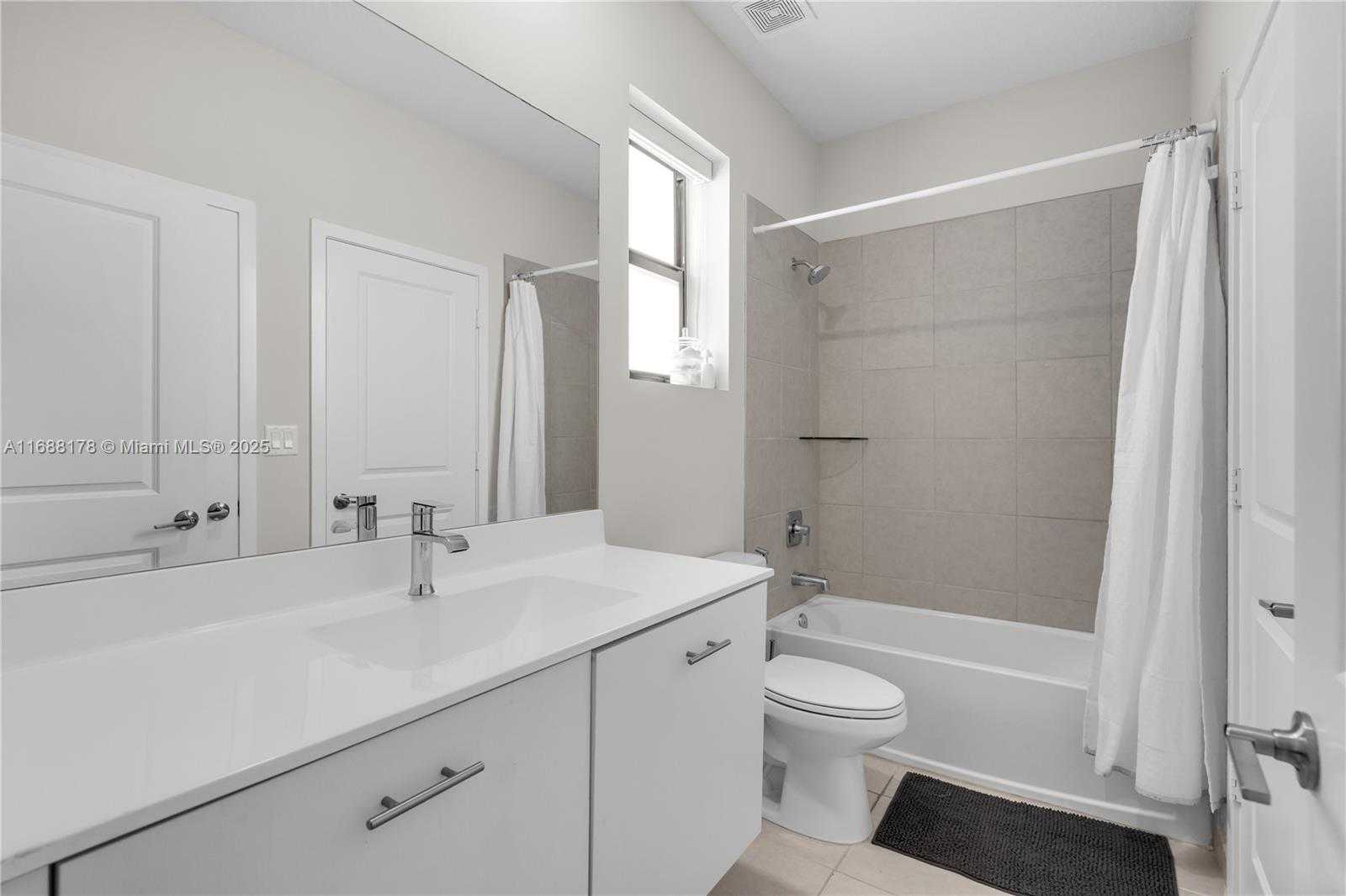 Small Image of 17571 SOUTH WEST 46TH ST, Miramar Number 31
