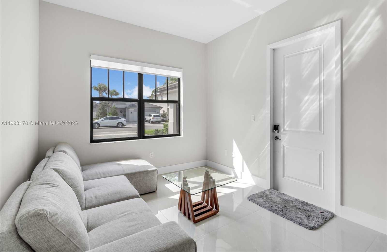 Small Image of 17571 SOUTH WEST 46TH ST, Miramar Number 39