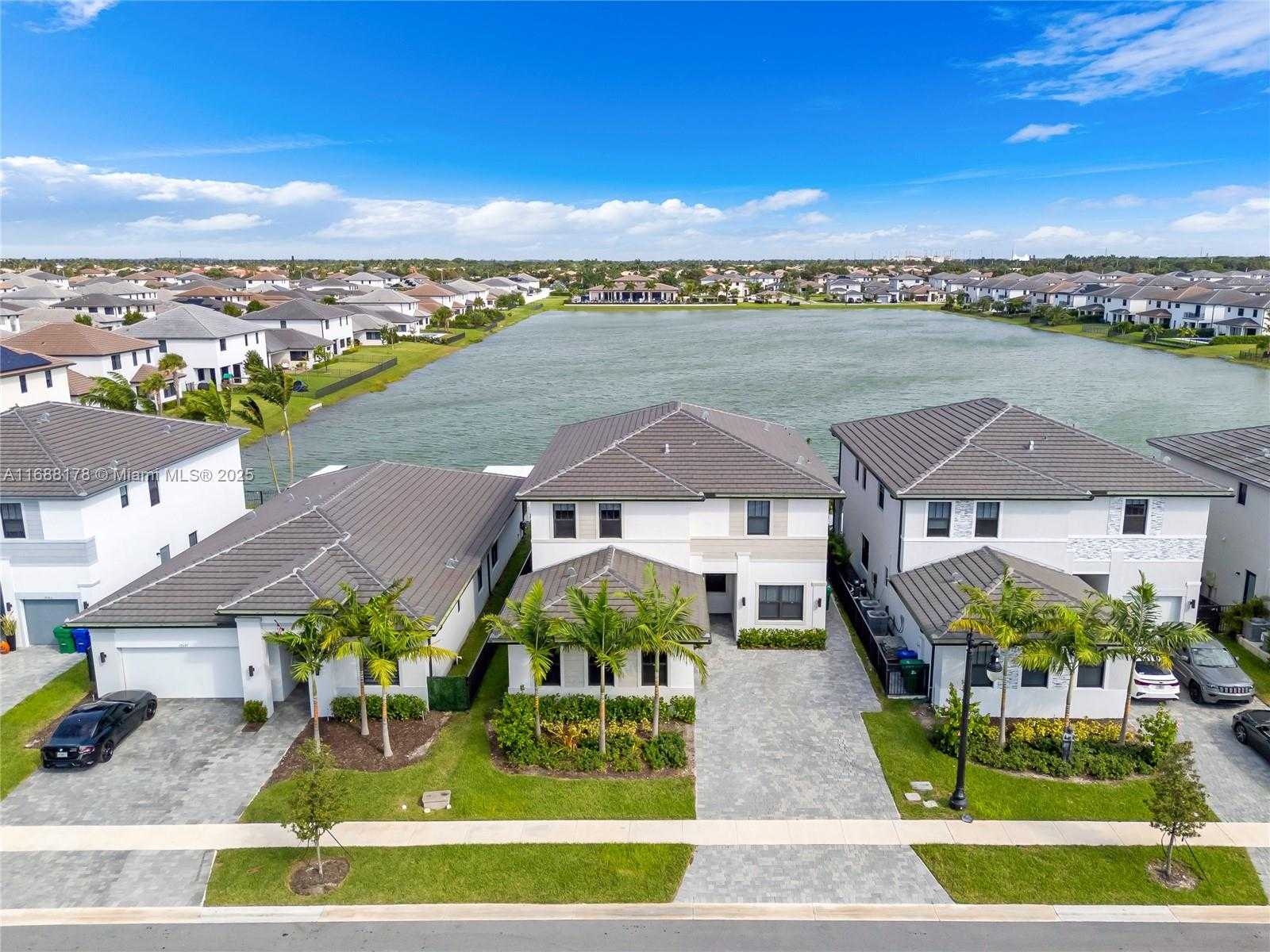 Small Image of 17571 SOUTH WEST 46TH ST, Miramar Number 54