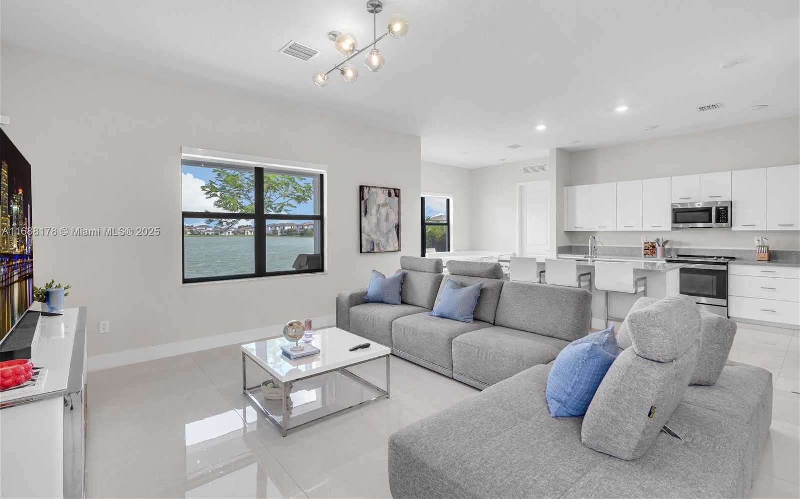 Small Image of 17571 SOUTH WEST 46TH ST, Miramar Number 7