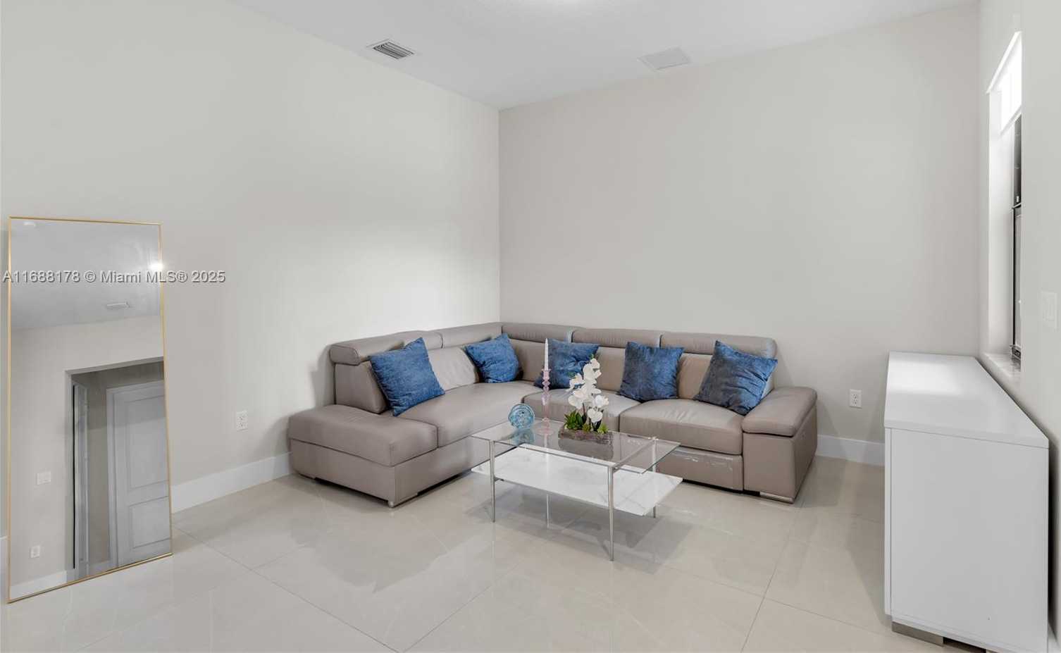 Small Image of 17571 SOUTH WEST 46TH ST, Miramar Number 8