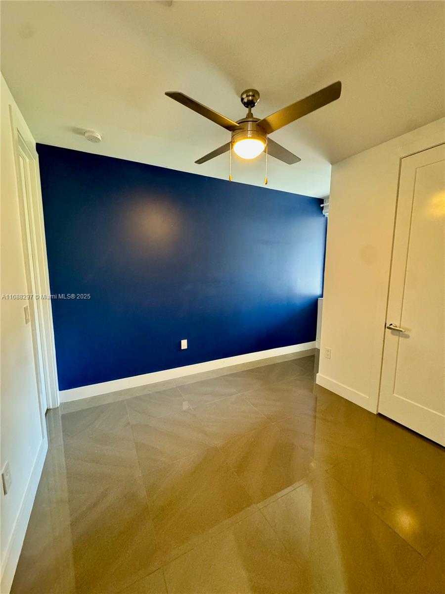 Small Image of 6641 NORTH WEST 105TH PL, Doral Number 48