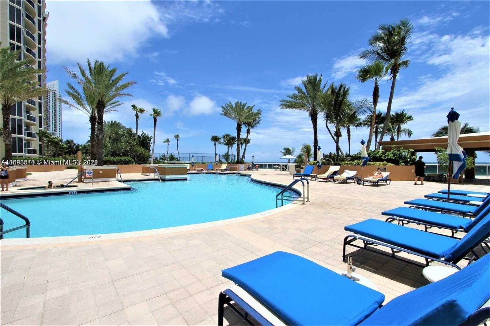Small Image of 17555 Collins Ave, Sunny Isles Beach, FL 33160, USA Number 14