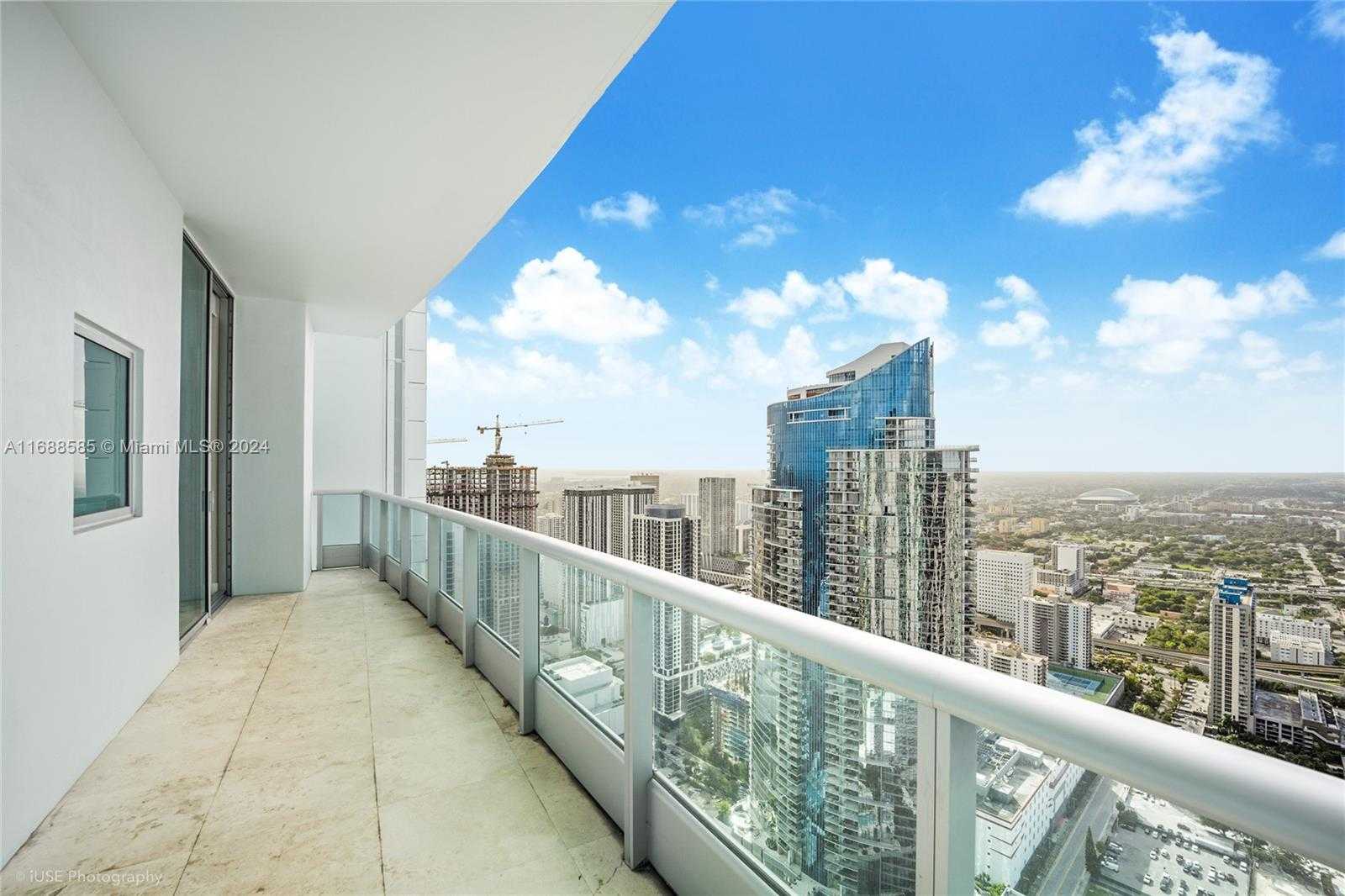 Small Image of 900 BISCAYNE BLVD #5809, Miami Number 13