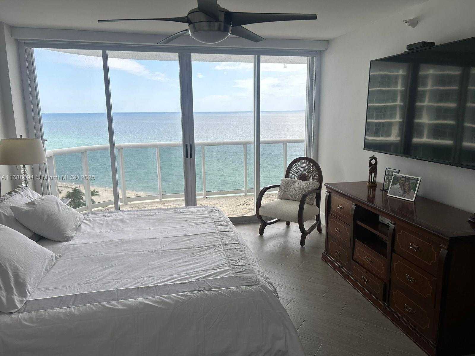 Small Image of 16711 NORTH COLLINS AVE #1704, Sunny Isles Beach Number 12