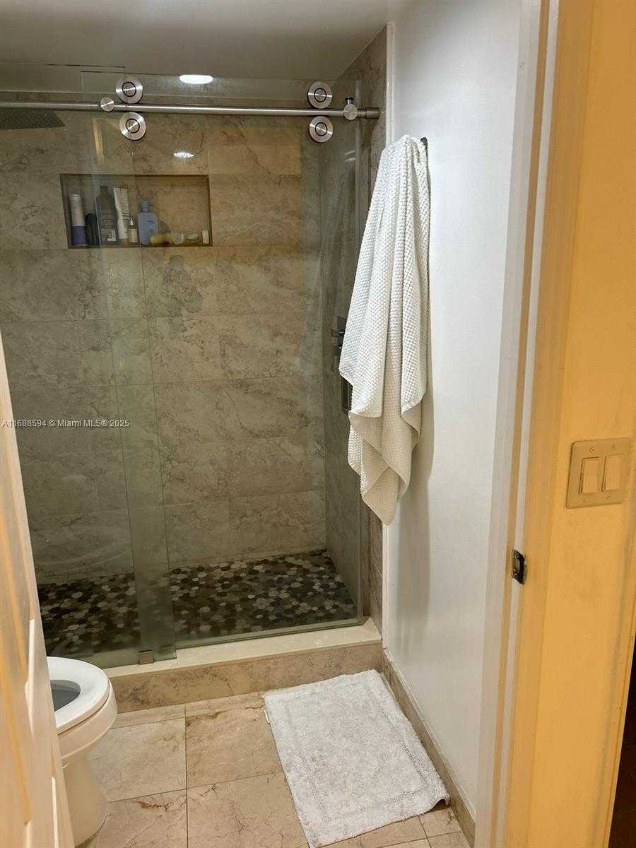 Small Image of 16711 NORTH COLLINS AVE #1704, Sunny Isles Beach Number 16