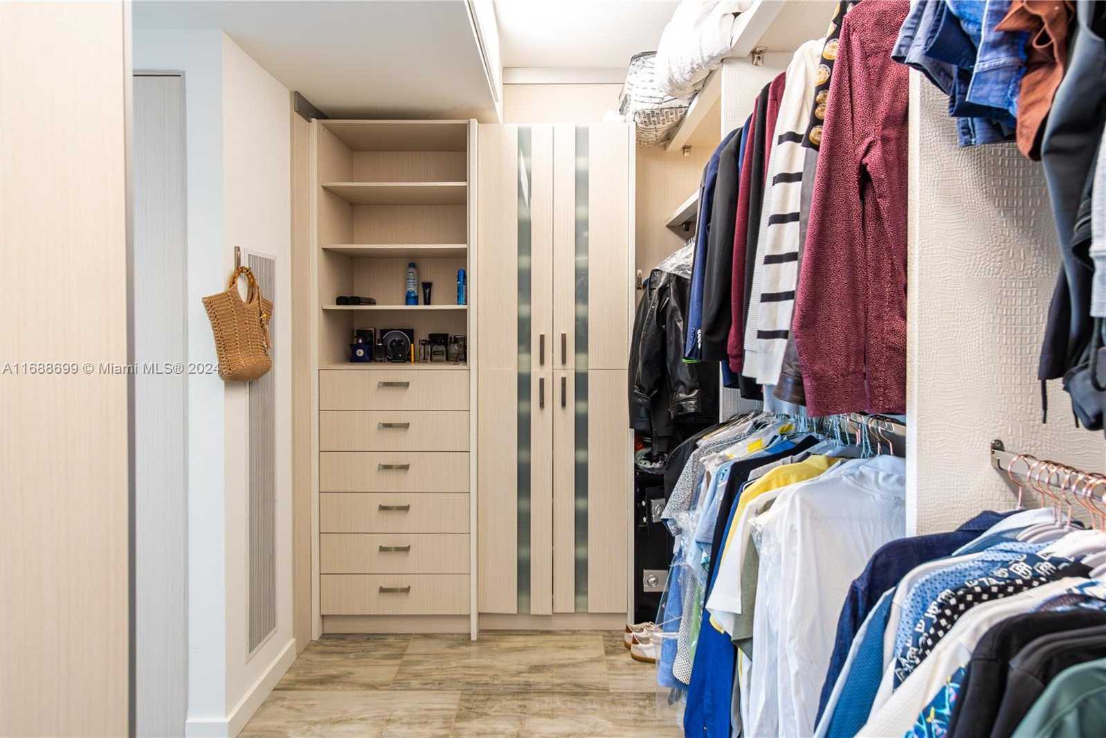 Small Image of 16425 COLLINS AVE #OS16A, Sunny Isles Beach Number 33