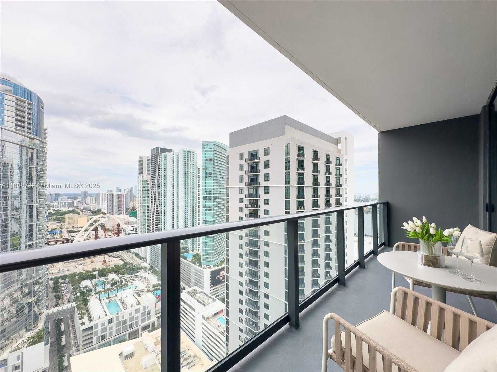 Small Image of 601 NE 1st Ave #3701, Miami, FL 33132, USA Number 51