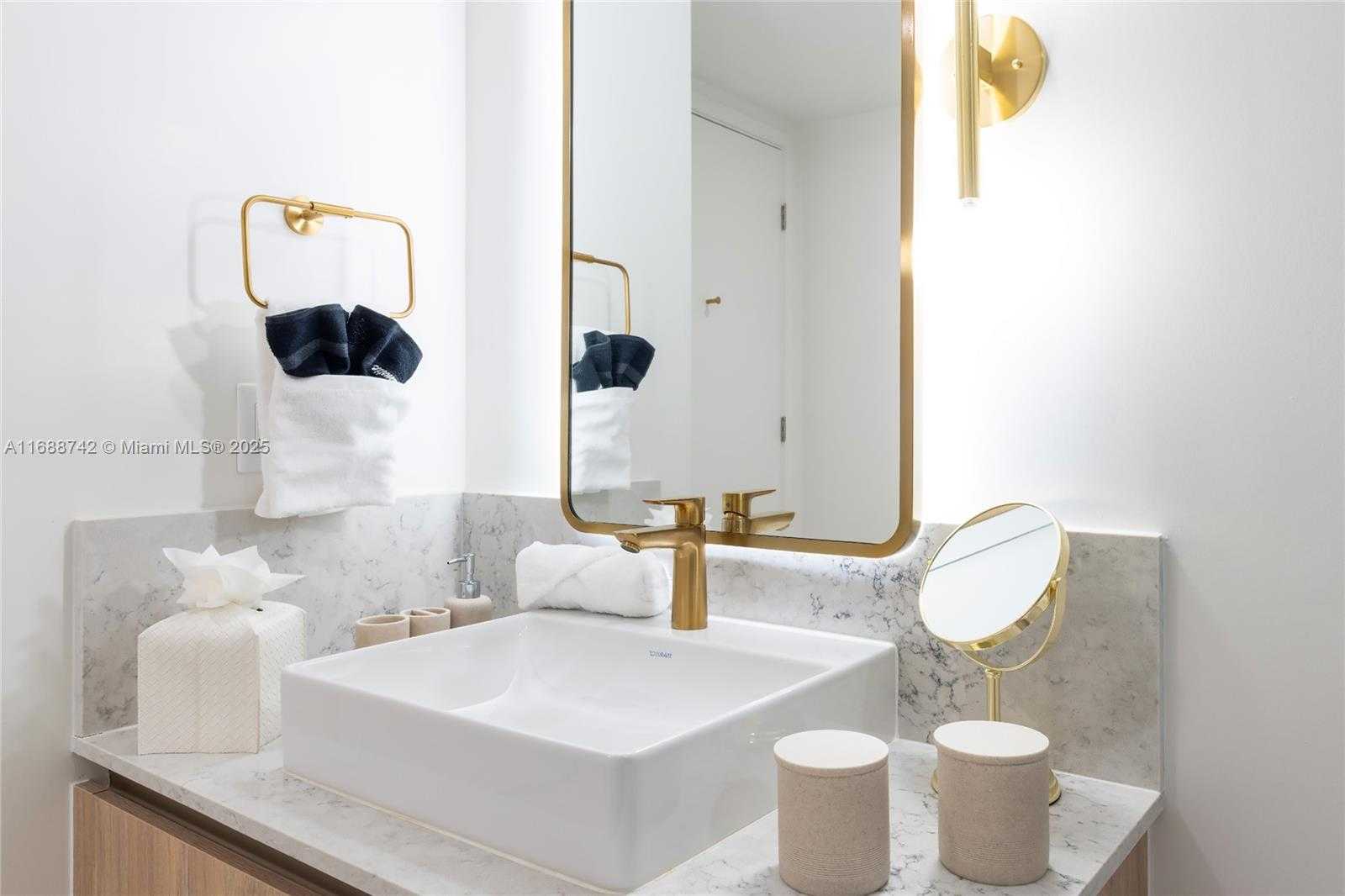 Small Image of 159 NORTH EAST 6TH ST #3013, Miami Number 20