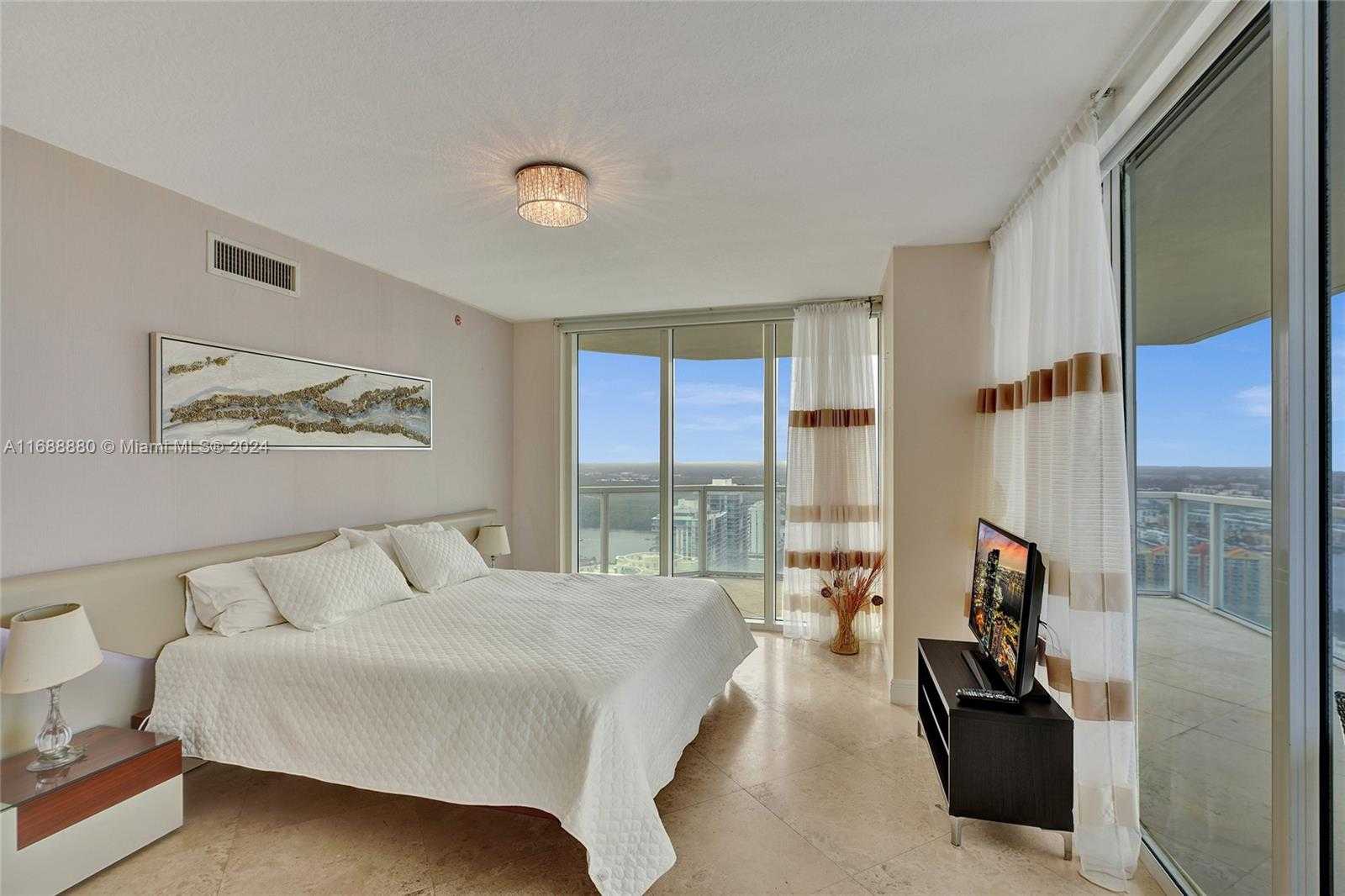 Small Image of 16699 COLLINS AVE #4007, Sunny Isles Beach Number 12