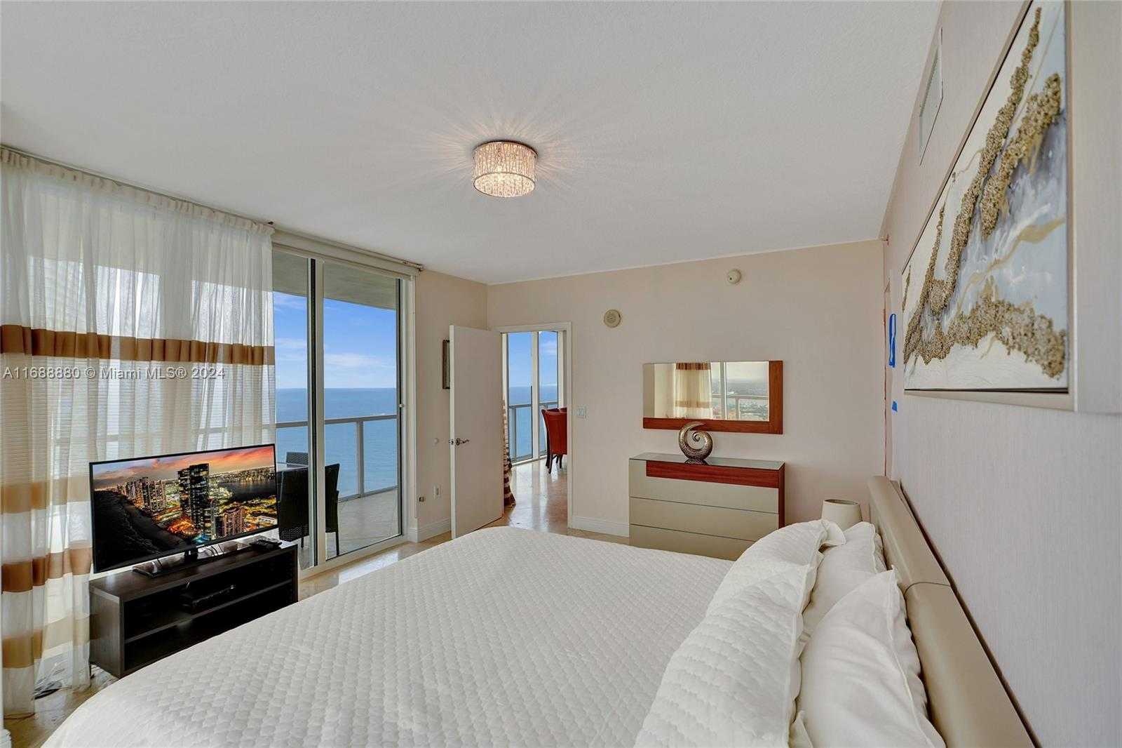 Small Image of 16699 COLLINS AVE #4007, Sunny Isles Beach Number 15