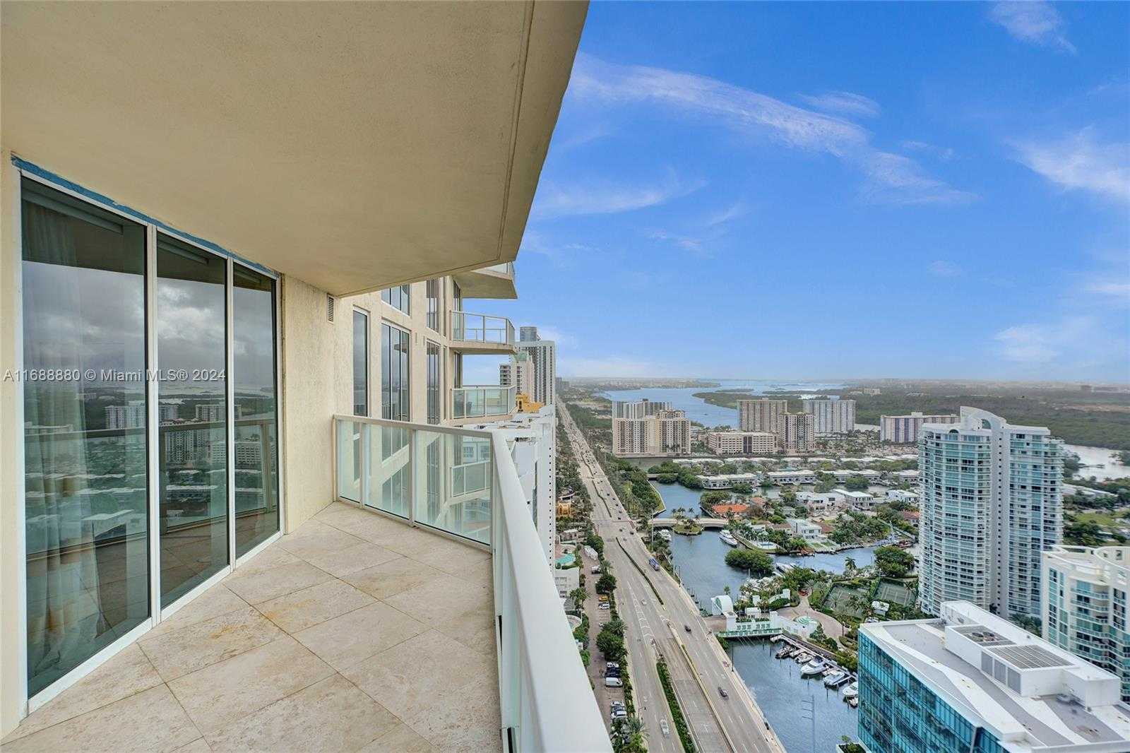 Small Image of 16699 COLLINS AVE #4007, Sunny Isles Beach Number 19
