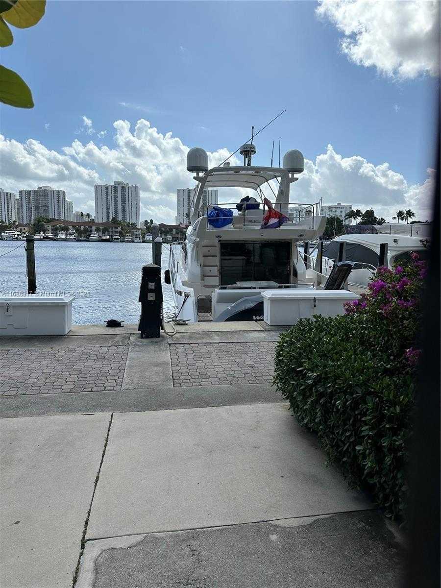 Small Image of 3640 YACHT CLUB DR #503, Aventura Number 20