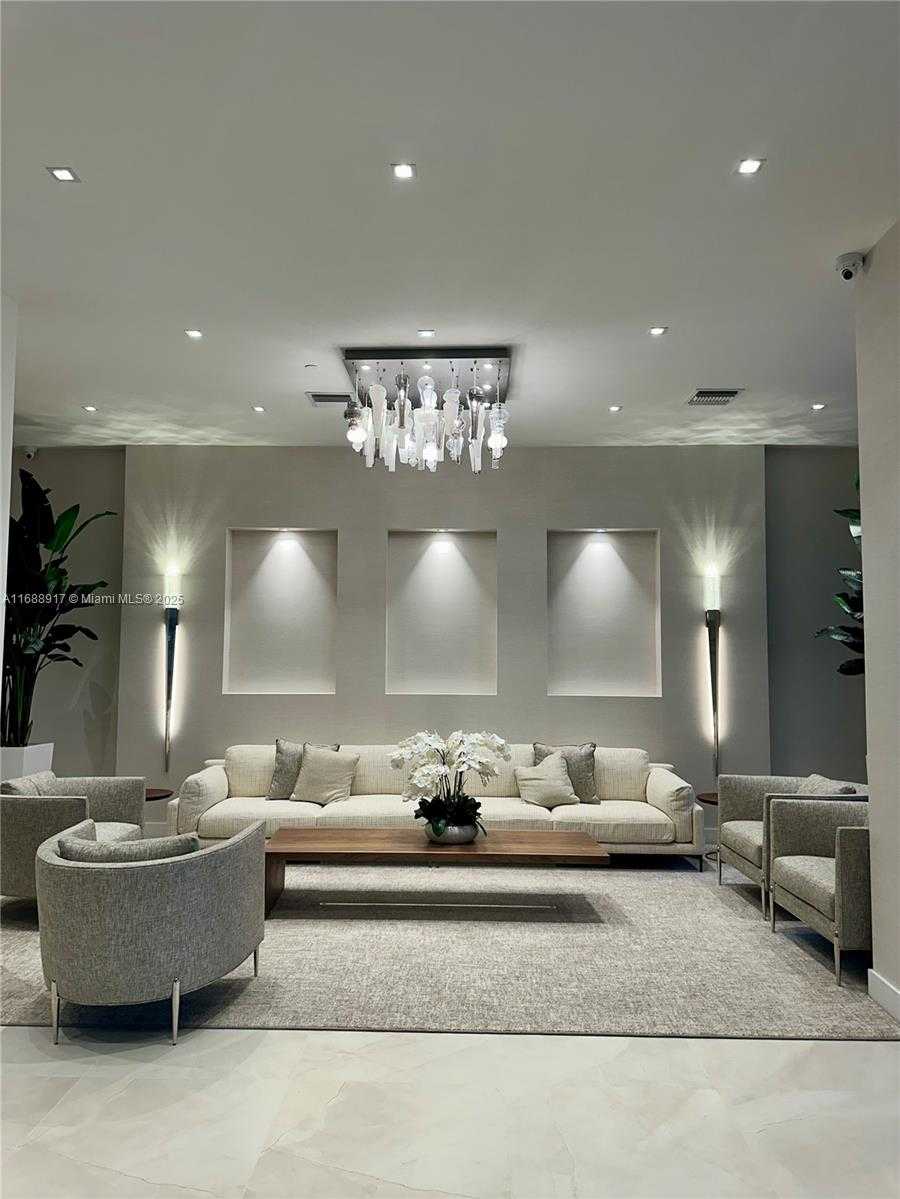 Small Image of 3640 YACHT CLUB DR #503, Aventura Number 32