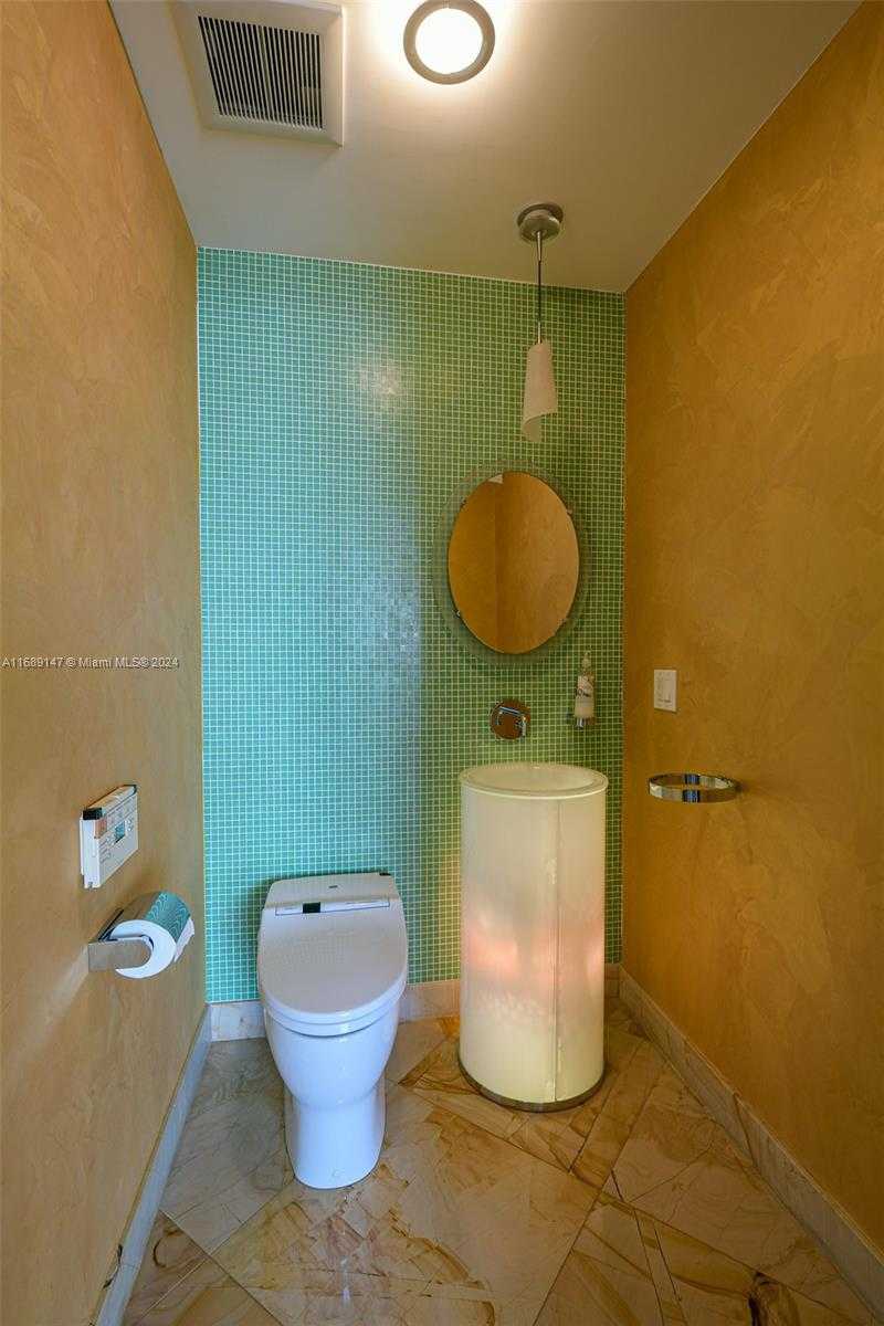 Small Image of 16699 COLLINS AVE #4203, Sunny Isles Beach Number 11
