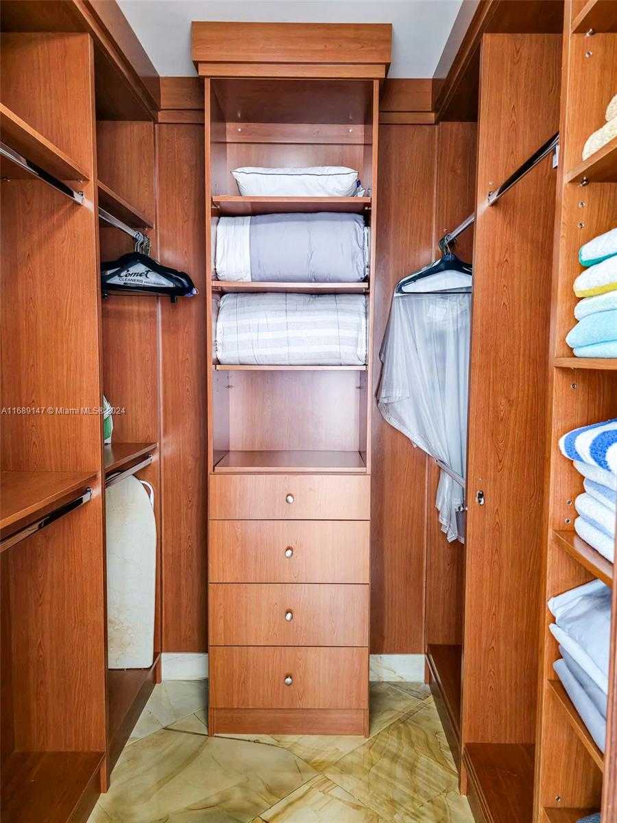 Small Image of 16699 COLLINS AVE #4203, Sunny Isles Beach Number 29