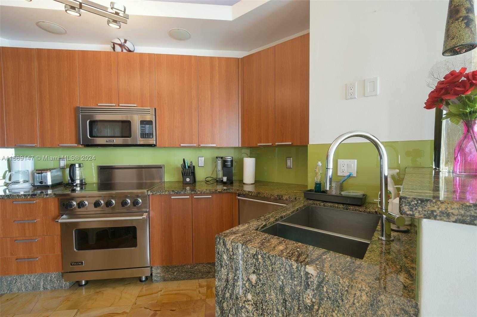 Small Image of 16699 COLLINS AVE #4203, Sunny Isles Beach Number 7