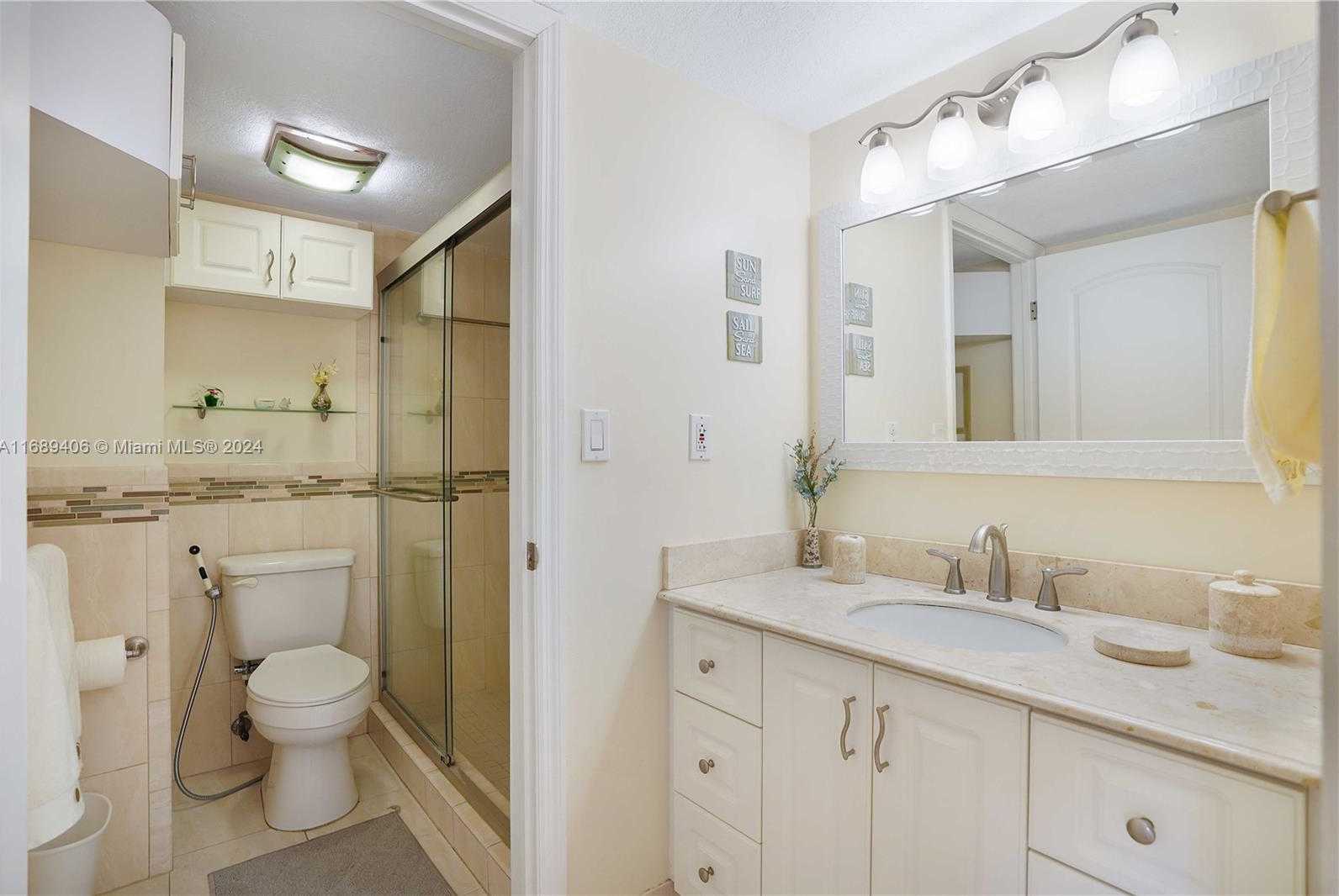 Small Image of 3215 NORTH OCEAN DR #301, Hollywood Number 11