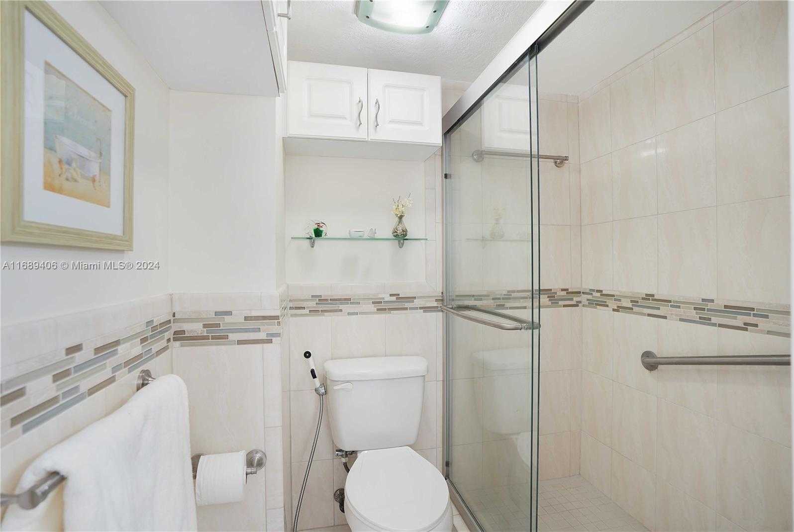 Small Image of 3215 NORTH OCEAN DR #301, Hollywood Number 12
