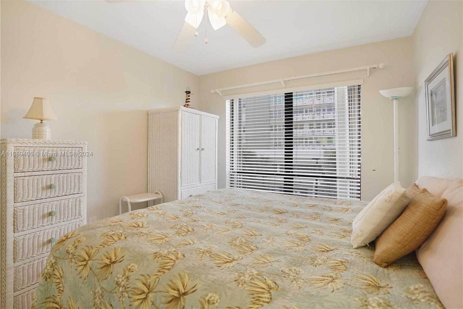 Small Image of 3215 NORTH OCEAN DR #301, Hollywood Number 13