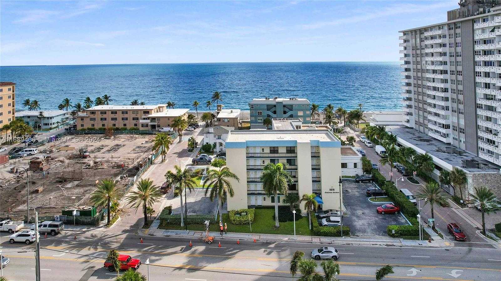 Small Image of 3215 NORTH OCEAN DR #301, Hollywood Number 2