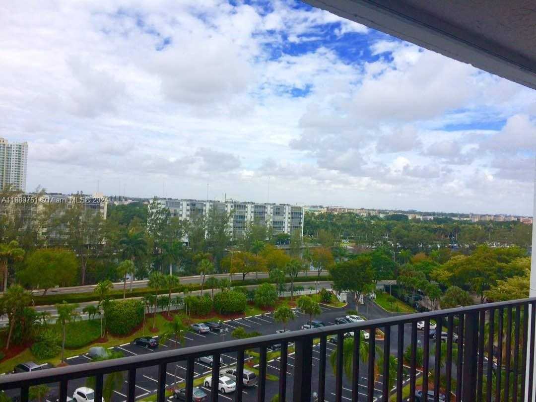 Small Image of 300 THREE ISLANDS BLVD #308, Hallandale Beach Number 11
