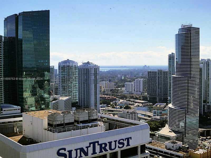 Small Image of 50 BISCAYNE BL #4509, Miami Number 14