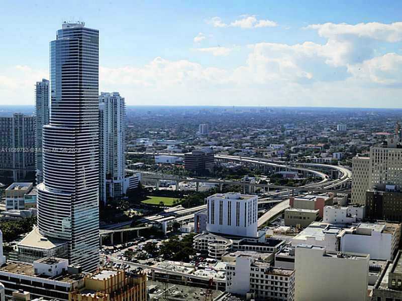 Small Image of 50 BISCAYNE BL #4509, Miami Number 15