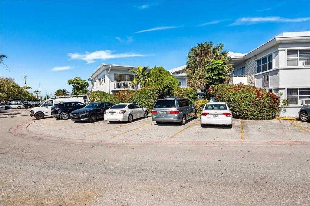 Small Image of 7271 GARY AVE #22, Miami Beach Number 10