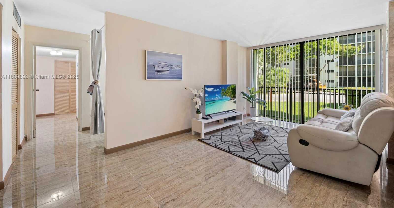 Small Image of 17011 NORTH BAY RD #107, Sunny Isles Beach Number 13
