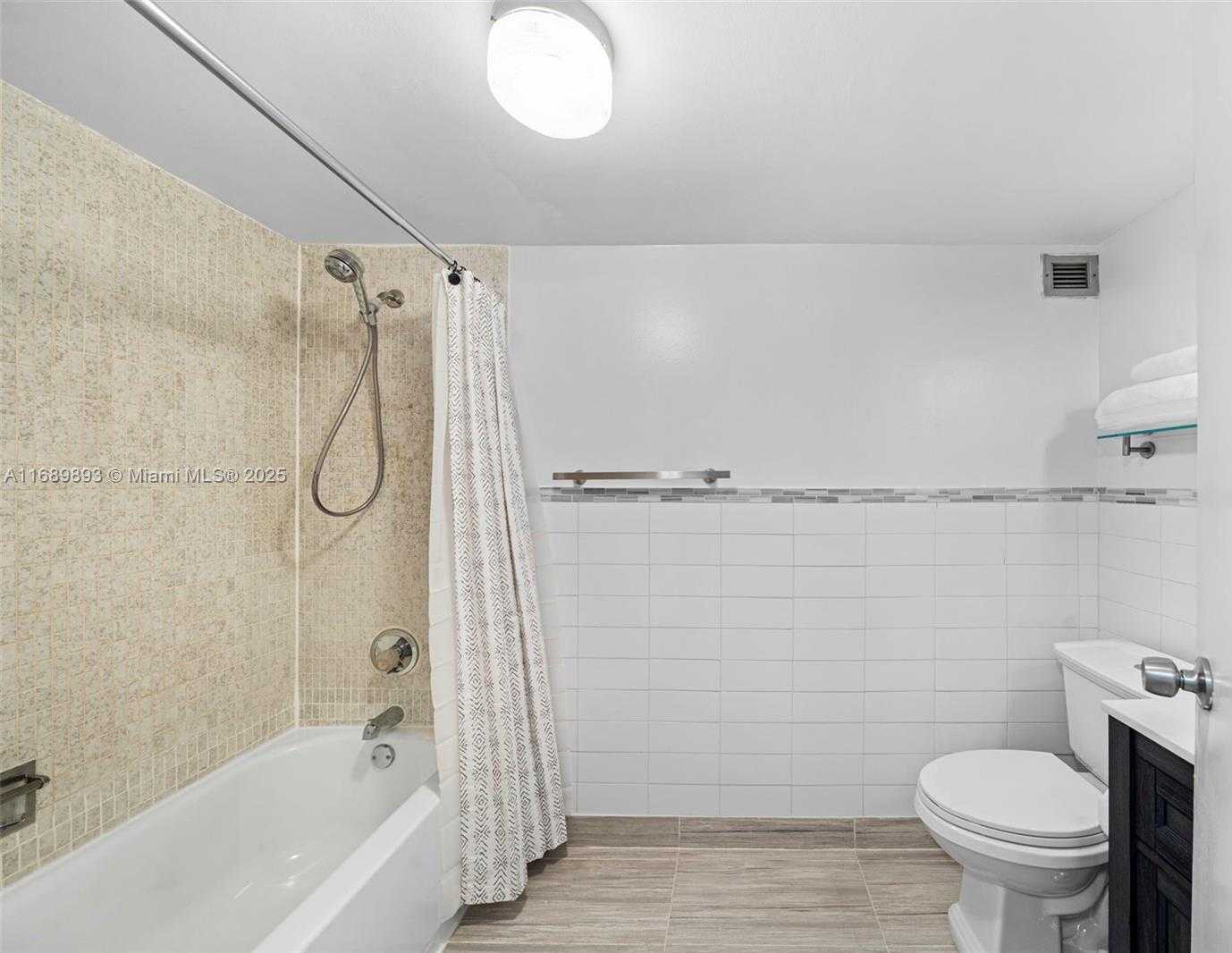 Small Image of 17011 NORTH BAY RD #107, Sunny Isles Beach Number 25